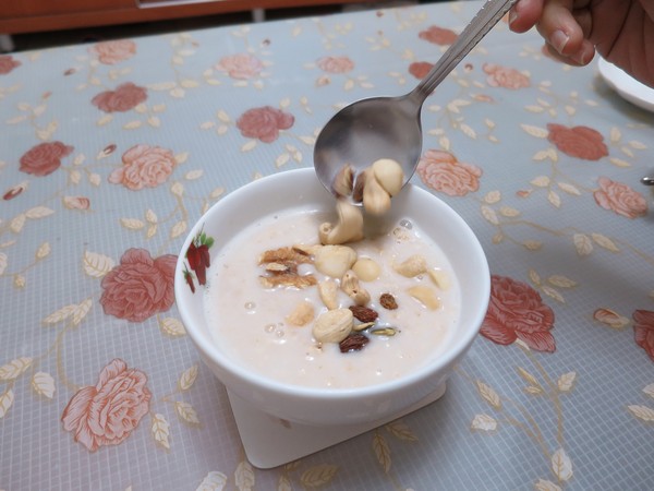 EZtea：不是萬Ｏ牌我們可是照吃的喔..   平衡樂活輕鬆吃堅果_EZtea !!