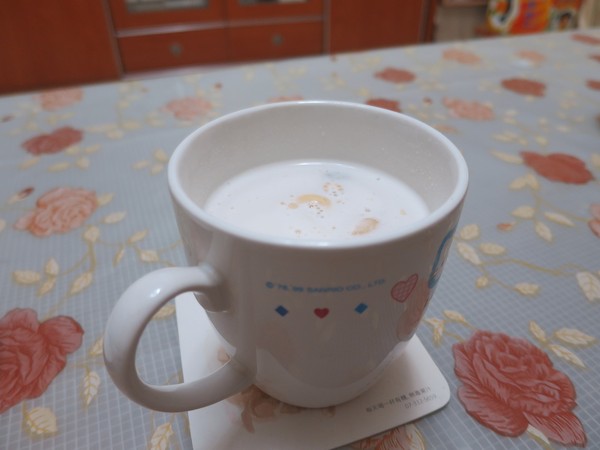 EZtea：不是萬Ｏ牌我們可是照吃的喔..   平衡樂活輕鬆吃堅果_EZtea !!