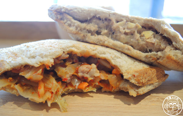 樂咖啡 La Cafe：呷飽祙【新竹･樂咖啡 LaCafe】跟上流行的燈泡奶茶