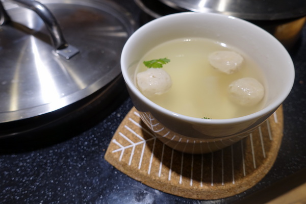 家咖哩(台北松菸店):(胖樺食記)好吃又健康的『家咖哩(台北松菸店)』。可以無限續飯續咖哩醬汁/不收一成服務費/台北美食