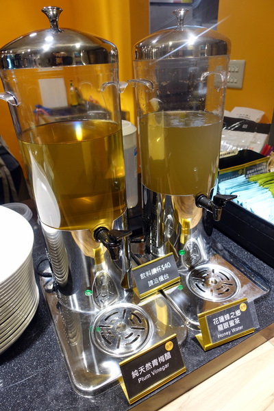 家咖哩(台北松菸店):(胖樺食記)好吃又健康的『家咖哩(台北松菸店)』。可以無限續飯續咖哩醬汁/不收一成服務費/台北美食