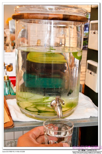 Green Kitchen 貳：【芝山早午餐】☼ Green  Kitchen 貳☼野菇菠菜班尼迪克蛋/藍莓塔/墨汁墨魚義大利麵/奇異果思慕斯都好美味呀～大推♥♥