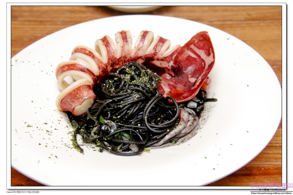 Green Kitchen 貳：【芝山早午餐】☼ Green  Kitchen 貳☼野菇菠菜班尼迪克蛋/藍莓塔/墨汁墨魚義大利麵/奇異果思慕斯都好美味呀～大推♥♥