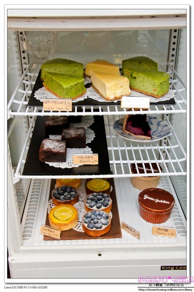 Green Kitchen 貳：【芝山早午餐】☼ Green  Kitchen 貳☼野菇菠菜班尼迪克蛋/藍莓塔/墨汁墨魚義大利麵/奇異果思慕斯都好美味呀～大推♥♥