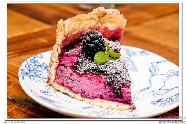 Green Kitchen 貳：【芝山早午餐】☼ Green  Kitchen 貳☼野菇菠菜班尼迪克蛋/藍莓塔/墨汁墨魚義大利麵/奇異果思慕斯都好美味呀～大推♥♥