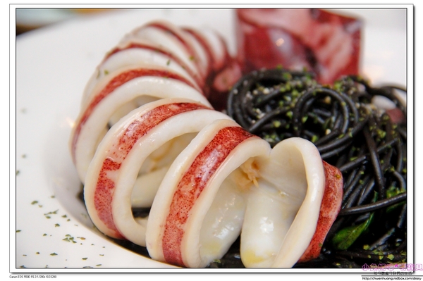 Green Kitchen 貳：【芝山早午餐】☼ Green  Kitchen 貳☼野菇菠菜班尼迪克蛋/藍莓塔/墨汁墨魚義大利麵/奇異果思慕斯都好美味呀～大推♥♥