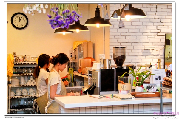 Green Kitchen 貳：【芝山早午餐】☼ Green  Kitchen 貳☼野菇菠菜班尼迪克蛋/藍莓塔/墨汁墨魚義大利麵/奇異果思慕斯都好美味呀～大推♥♥