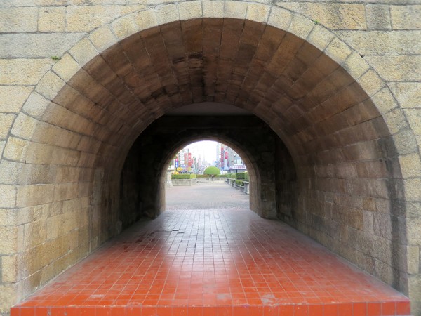 府城迎春門：東安兮。迎春兮   __..府城大東門