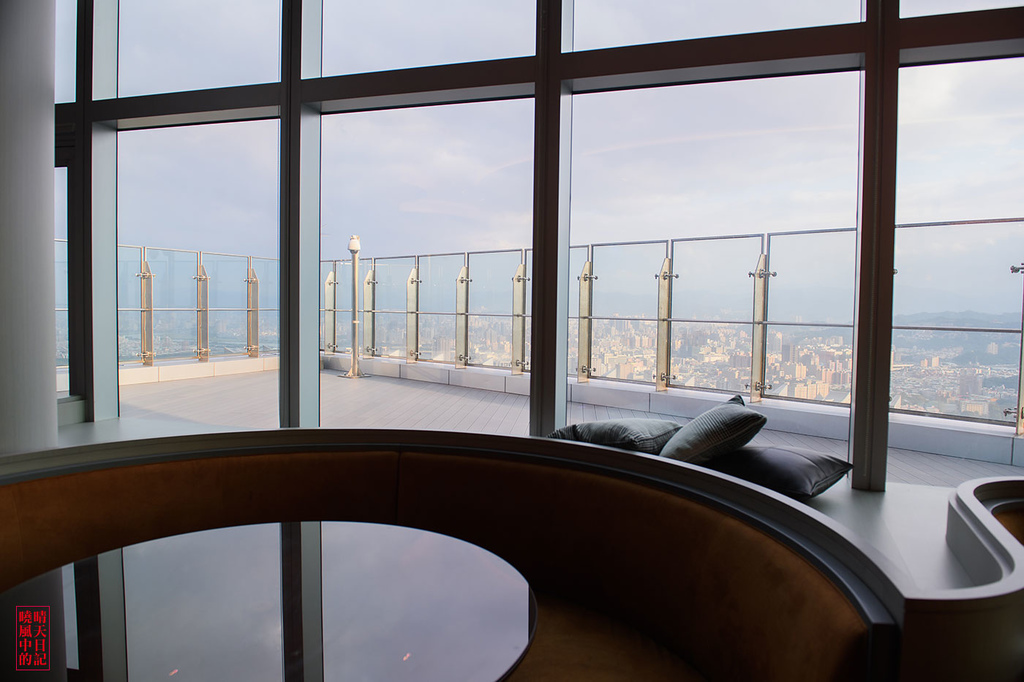 Asia 49 亞洲料理及酒廊:【愛評體驗團|Asia 49 亞洲料理及酒廊 聖誕跨年 歡聚餐廳】嚐道地亞洲料理 賞新板最高無敵景觀 眼口的幸福饗宴