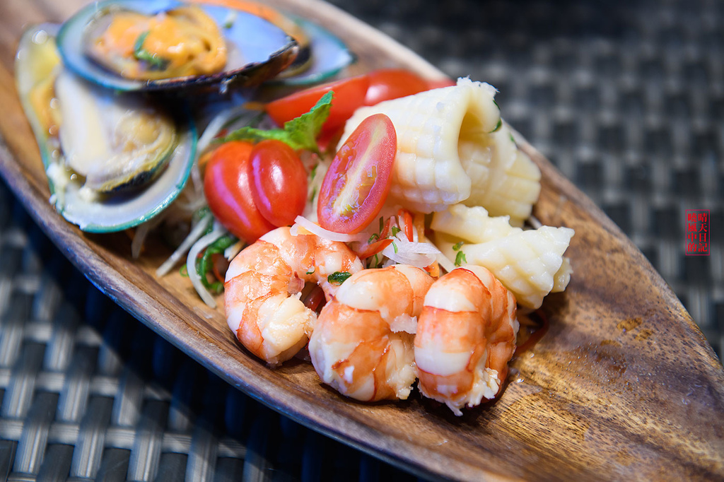 Asia 49 亞洲料理及酒廊:【愛評體驗團|Asia 49 亞洲料理及酒廊 聖誕跨年 歡聚餐廳】嚐道地亞洲料理 賞新板最高無敵景觀 眼口的幸福饗宴