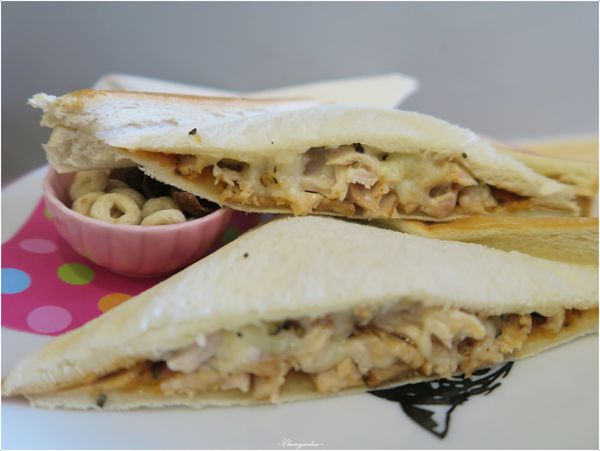 兔子吐司：[北投在地美食]兔子吐司~迷你可愛溫馨小店。酥脆香濃起司吐司