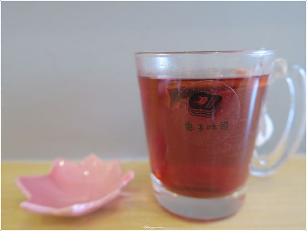 兔子吐司：[北投在地美食]兔子吐司~迷你可愛溫馨小店。酥脆香濃起司吐司