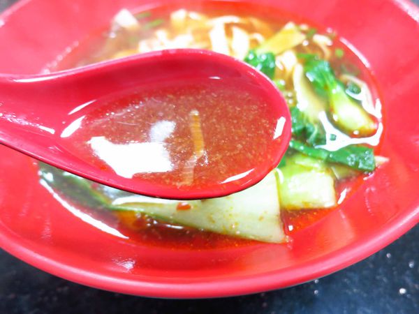 【新莊美食】老四川牛肉麵-新莊綜合運動場推薦美食牛肉麵