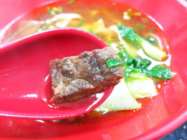 【新莊美食】老四川牛肉麵-新莊綜合運動場推薦美食牛肉麵