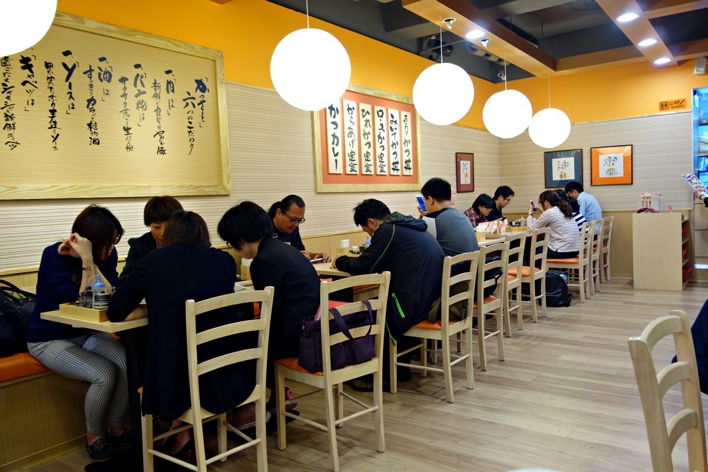 かつさと勝里豬排2016座位