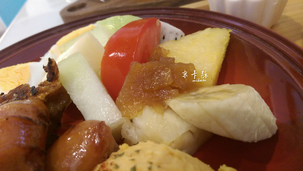 Le fleur Cafe' 花兒咖啡： 【高雄/食﹡前金】橘線市議會站．平價好吃的輕食饗宴．Le fleur Cafe' 花兒咖啡