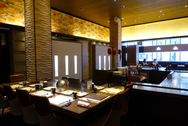 絢賞風尚鐵板燒 (1).JPG