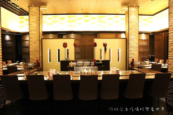 絢賞風尚鐵板燒：台北松山慶城街『絢賞風尚鐵板燒』龍蝦/活鮑/包廂