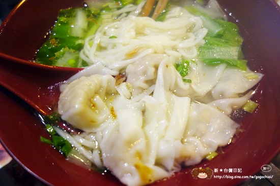 12鮮築餛飩麵 (7).JPG