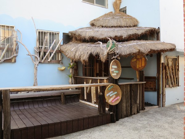 恆春民謠館：再唱一段思想起...    ..恆春民謠館