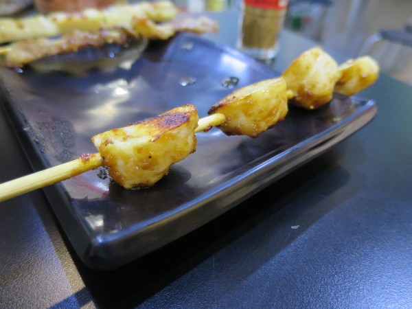 串板燒烤：串起鮮嫩多汁的燒烤滋味~ .. 串板燒烤