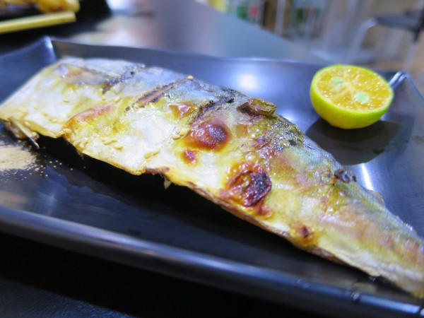 串板燒烤：串起鮮嫩多汁的燒烤滋味~ .. 串板燒烤