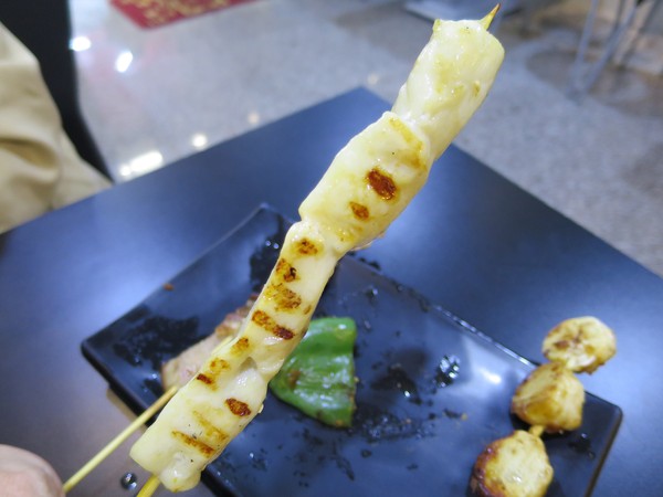 串板燒烤：串起鮮嫩多汁的燒烤滋味~ .. 串板燒烤