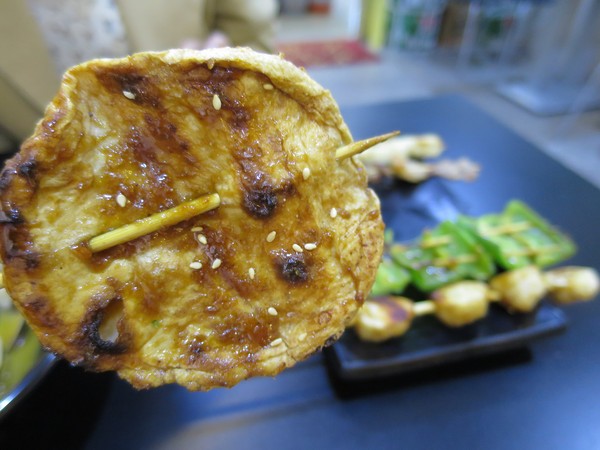 串板燒烤：串起鮮嫩多汁的燒烤滋味~ .. 串板燒烤