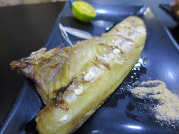 串板燒烤：串起鮮嫩多汁的燒烤滋味~ .. 串板燒烤