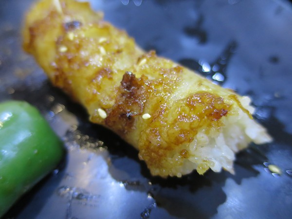 串板燒烤：串起鮮嫩多汁的燒烤滋味~ .. 串板燒烤