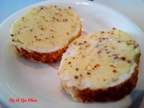 洁沐創義料理：【臺南Ω安南區】洁沐創義料理。色、香、味俱全，一食入魂の手作料理