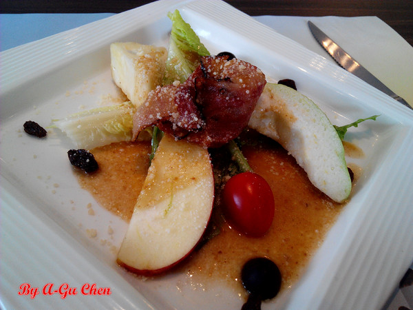 洁沐創義料理：【臺南Ω安南區】洁沐創義料理。色、香、味俱全，一食入魂の手作料理