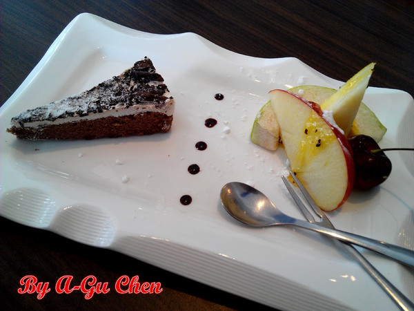 洁沐創義料理：【臺南Ω安南區】洁沐創義料理。色、香、味俱全，一食入魂の手作料理