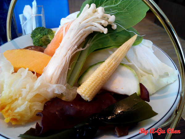 洁沐創義料理：【臺南Ω安南區】洁沐創義料理。色、香、味俱全，一食入魂の手作料理