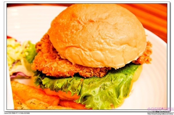 Little Vegas Taipei 小維加斯(台北總店)：【台北市府美式料理】☼Little Vegas Taipei 小維加斯☼香港首度來台開店,異國料理令人耳目一新♥♥