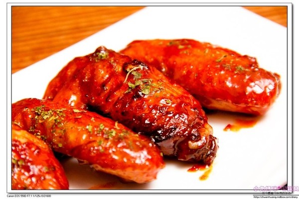 Little Vegas Taipei 小維加斯(台北總店)：【台北市府美式料理】☼Little Vegas Taipei 小維加斯☼香港首度來台開店,異國料理令人耳目一新♥♥