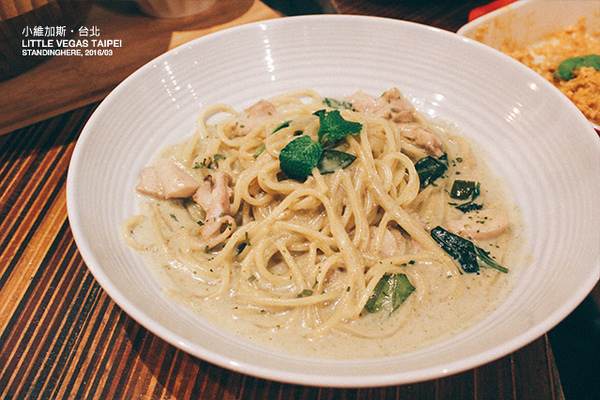 Little Vegas Taipei 小維加斯(台北總店)：台北_ Little Vegas Taipei 小維斯加 / 捷運市政府站 / 來自香港的混搭美食
