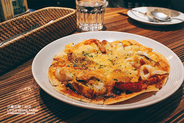 Little Vegas Taipei 小維加斯(台北總店)：台北_ Little Vegas Taipei 小維斯加 / 捷運市政府站 / 來自香港的混搭美食