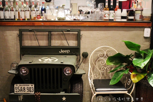 Little Vegas Taipei 小維加斯(台北總店):台北信義『Little Vegas Taipei 小維加斯』捷運市政府站美式餐廳