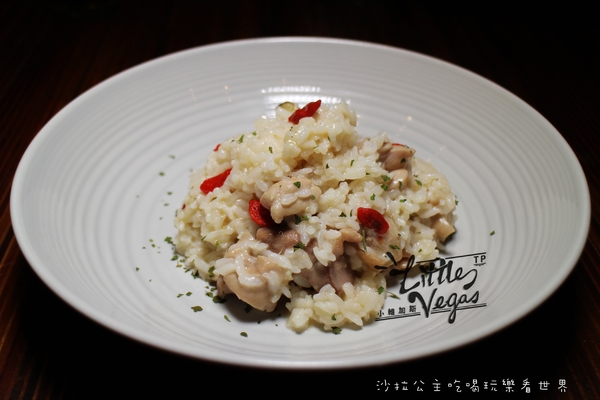 Little Vegas Taipei 小維加斯(台北總店):台北信義『Little Vegas Taipei 小維加斯』捷運市政府站美式餐廳