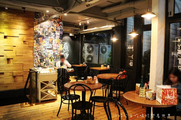 Little Vegas Taipei 小維加斯(台北總店):台北信義『Little Vegas Taipei 小維加斯』捷運市政府站美式餐廳