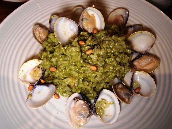 松子青醬蛤蜊燉飯 台北市府美式餐廳:小維加斯.JPG