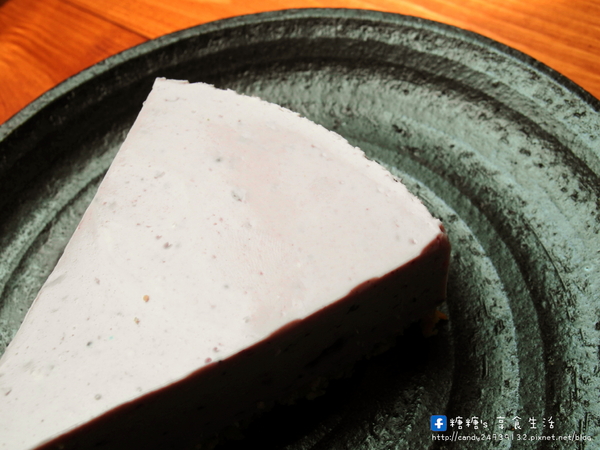 弎六:〖台中│美食〗弎六 ❤ 隱藏於住宅區二樓中的人氣甜點"彩虹生乳酪",每次開店不到兩小時就通通賣光光了!!