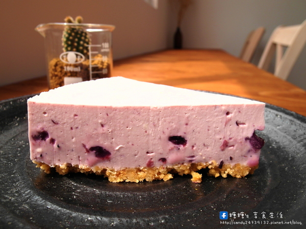 弎六:〖台中│美食〗弎六 ❤ 隱藏於住宅區二樓中的人氣甜點"彩虹生乳酪",每次開店不到兩小時就通通賣光光了!!