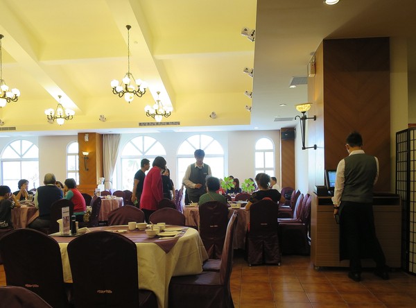 台南商務會館-港式飲茶：港人做港點、道地好好食～ ..台南商務會館-港式飲茶