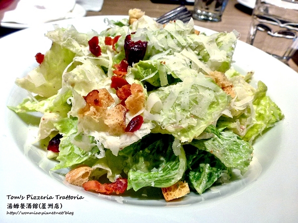 Tom's Pizzeria Trattoria 湯姆餐酒館(蘆洲店)：【愛評網口碑體驗】服務好，氣氛佳，道地義式美食 ✿✿ Tom's Pizzeria Trattoria 湯姆餐酒館(蘆洲店) ✿✿