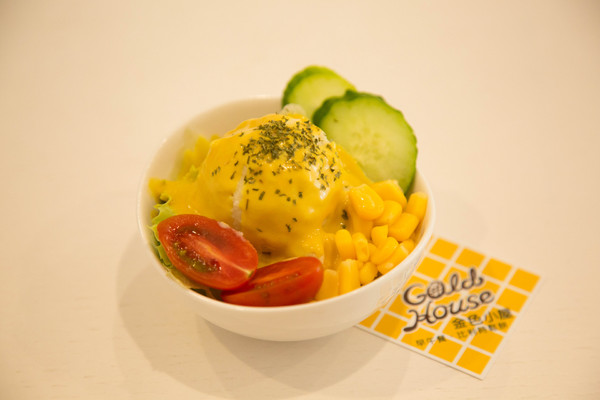 Gold House 金色小屋比利時創意鬆餅：[台南]寵物友善 高CP值早午餐 創意鬆餅店 Gold House 金色小屋比利時創意鬆餅 (崇道店)