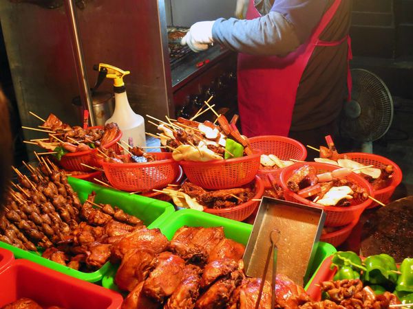 【蘆洲美食】胖阿姨碳烤-夜市裡的超人氣炭烤店