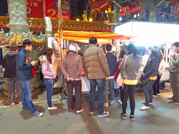 【蘆洲美食】胖阿姨碳烤-夜市裡的超人氣炭烤店