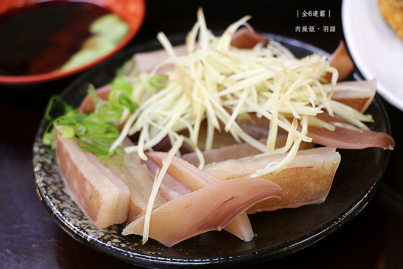 全6連霸肉燥飯080